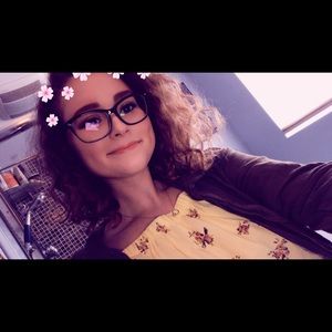 Meet your Posher, Natalie